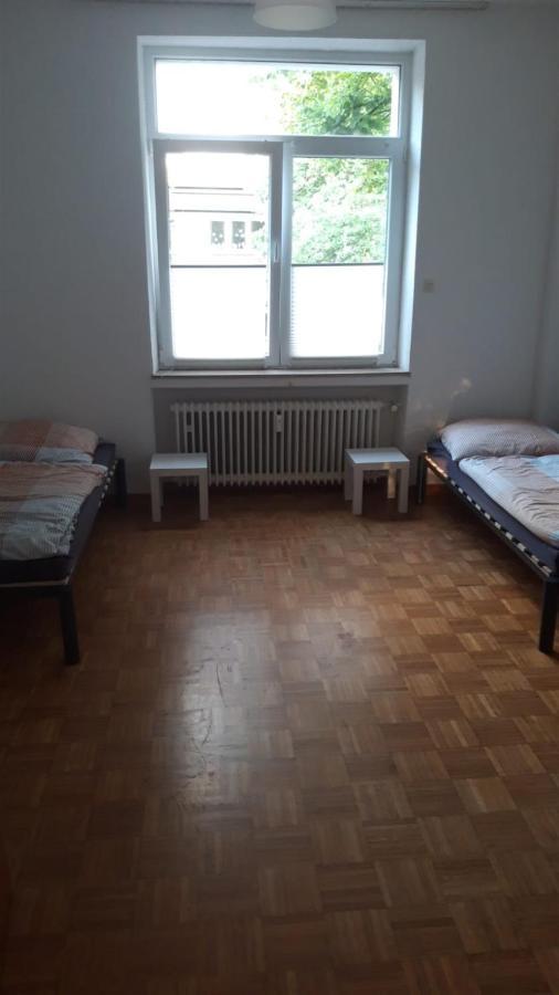 2 Zimmer Wohnungen K&K Unterkunft. Gbr Duisburg Buitenkant foto