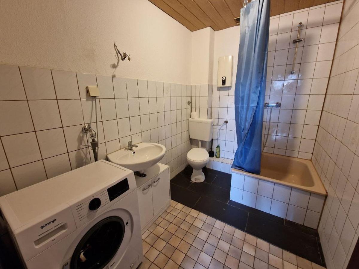 2 Zimmer Wohnungen K&K Unterkunft. Gbr Duisburg Buitenkant foto